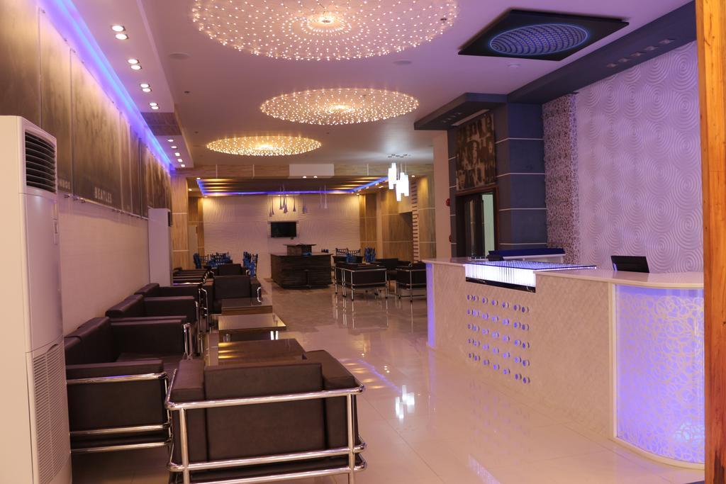 Icon Hotel North Edsa Quezon City Bagian luar foto