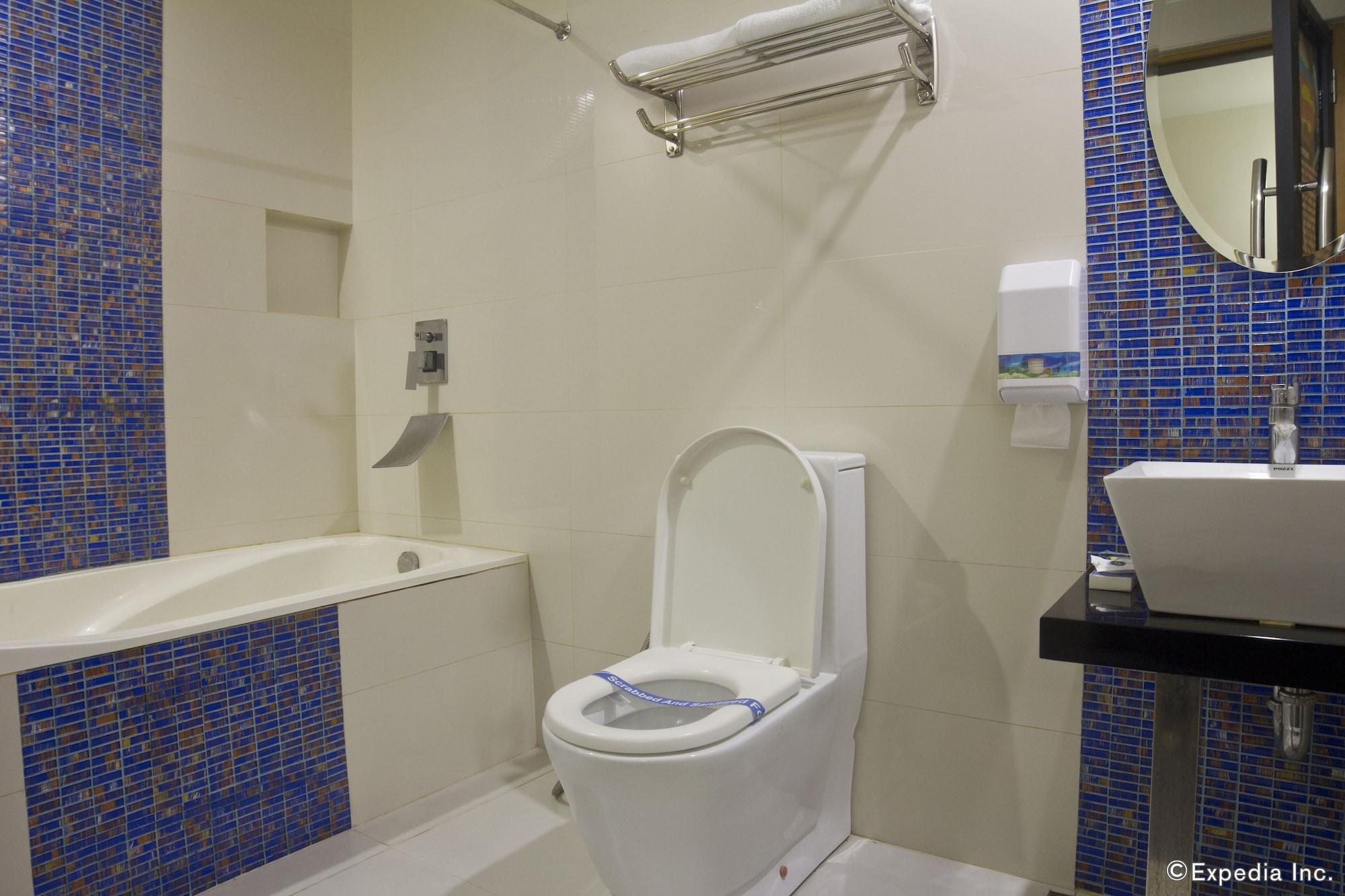Icon Hotel North Edsa Quezon City Bagian luar foto